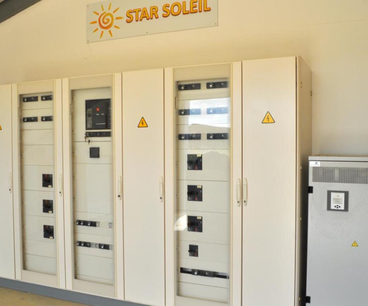 Star Soleil : Ombrières à Saint Jean de Libron - Cayrol Energie