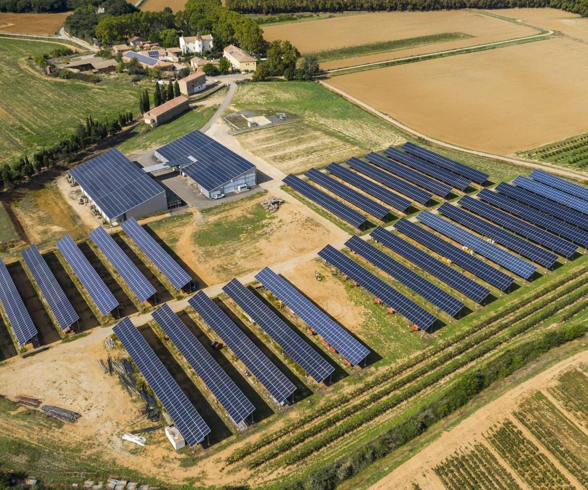 Star Soleil : Ombrières à Saint Jean de Libron - Cayrol Energie